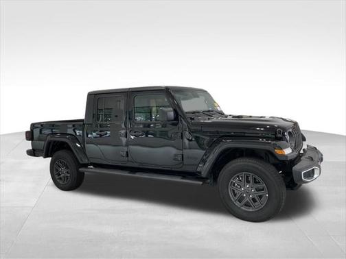 2024 Jeep Gladiator Sport S