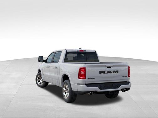 Bright White Clearcoat 2026 RAM 1500 Big Horn/Lone Star