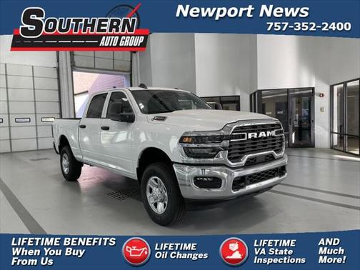 2025 RAM 2500 Tradesman Crew Cab 4x4 6'4' Box