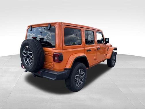 2025 Jeep Wrangler 4-Door Sahara 4x4