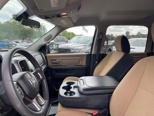 2021 RAM 1500 Classic SLT