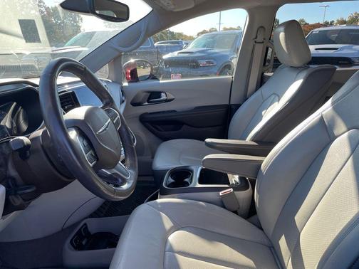 2018 Chrysler Pacifica Touring-L Plus