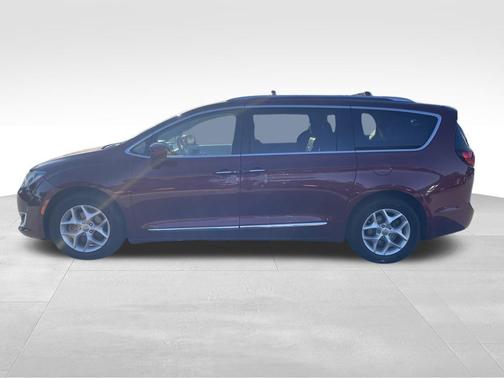 2018 Chrysler Pacifica Touring-L Plus