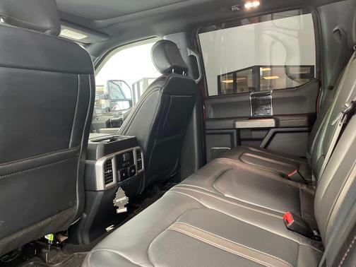 2022 Ford F-250 Platinum