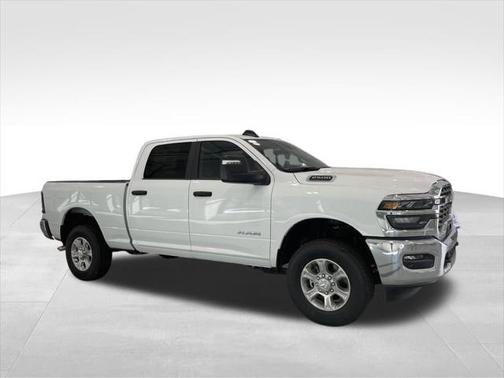 2025 RAM 2500 Big Horn Crew Cab 4x4 6'4' Box