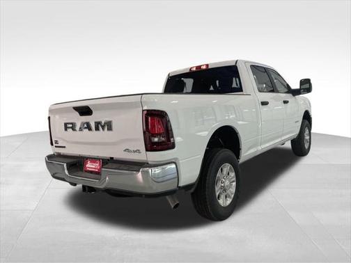 2025 RAM 2500 Big Horn Crew Cab 4x4 6'4' Box