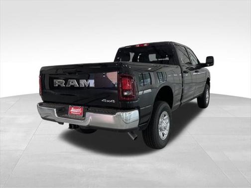 2025 RAM 2500 Tradesman Crew Cab 4x4 6'4' Box