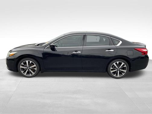 2016 Nissan Altima 2.5 SR