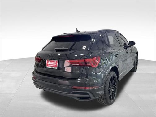 2024 Audi Q3 45 S line Premium Plus