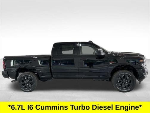 2025 RAM 2500 Big Horn Crew Cab 4x4 6'4' Box