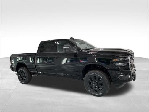 2025 RAM 2500 Big Horn Crew Cab 4x4 6'4' Box