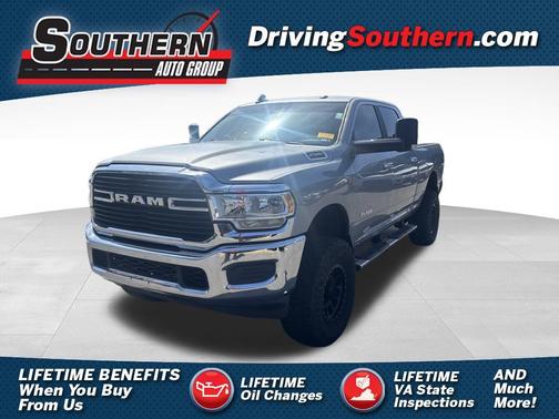2019 RAM 2500 Big Horn Crew Cab 4x4 6'4' Box