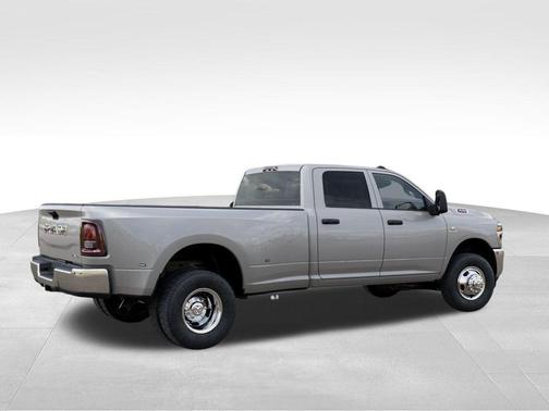 Silver Zynith 2026 RAM 3500 Tradesman