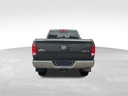 2018 RAM 2500 Big Horn Crew Cab 4x4 6'4' Box