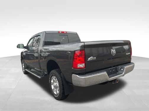 2018 RAM 2500 Big Horn Crew Cab 4x4 6'4' Box