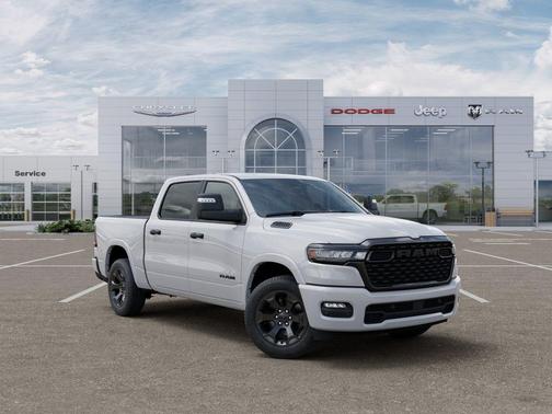 Bright White Clearcoat 2026 RAM 1500 Big Horn/Lone Star