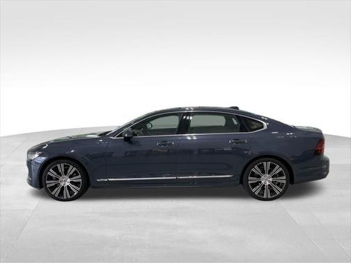 2022 Volvo S90 B6 Inscription