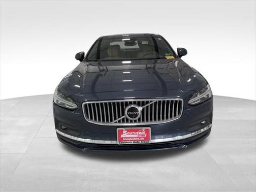 2022 Volvo S90 B6 Inscription