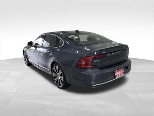 2022 Volvo S90 B6 Inscription