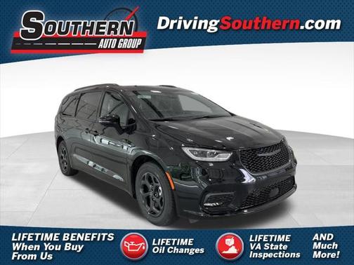 2025 Chrysler Pacifica Hybrid Select