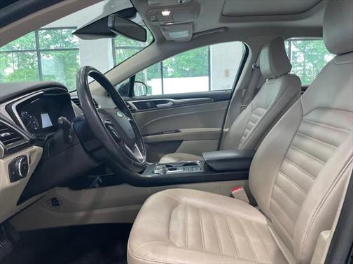 2020 Ford Fusion SEL