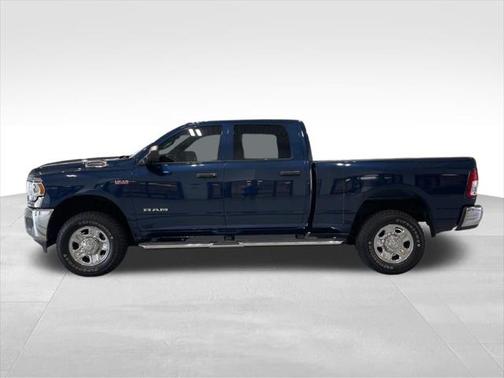 2021 RAM 2500 Tradesman Crew Cab 4x4 6'4' Box