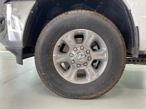 2025 RAM 2500 Big Horn Crew Cab 4x4 6'4' Box