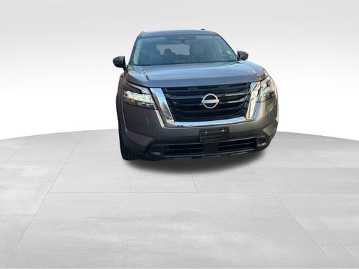 2022 Nissan Pathfinder SV 2WD