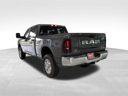 2025 RAM 2500 Big Horn Crew Cab 4x4 6'4' Box