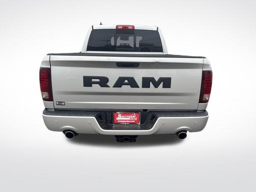 2017 RAM 1500 Night Quad Cab 4x2 6'4' Box