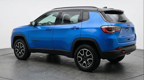 Hydro Blue Pearlcoat 2025 Jeep Compass Trailhawk