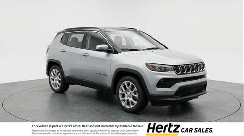 Silver Zynith Metallic Clearcoat 2025 Jeep Compass Limited