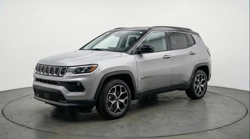 Silver Zynith Metallic Clearcoat 2025 Jeep Compass Limited