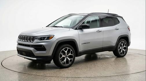 Silver Zynith Metallic Clearcoat 2025 Jeep Compass Limited