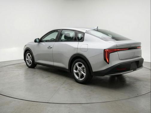 Morning Haze 2025 Kia K4 LXS