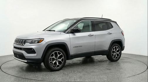 Silver Zynith Metallic Clearcoat 2025 Jeep Compass Limited