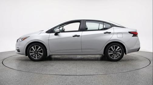 Brilliant Silver Metallic 2025 Nissan Versa 1.6 SV