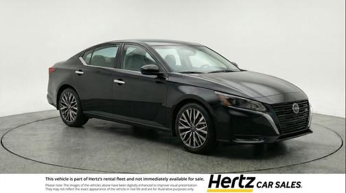 Super Black 2025 Nissan Altima SV FWD