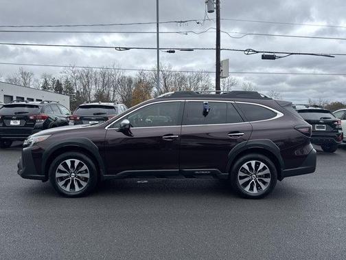 2023 Subaru Outback Touring