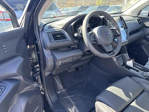 Crystal Black Silica 2026 Subaru Ascent Onyx Edition Touring