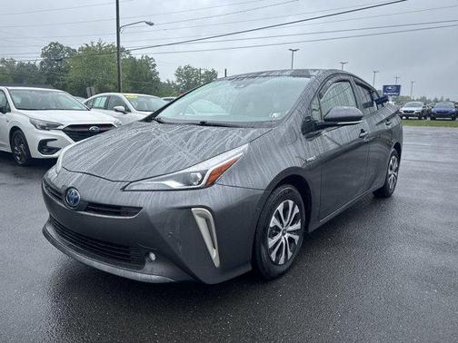 2019 Toyota Prius XLE