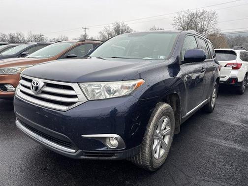 2012 Toyota Highlander SE
