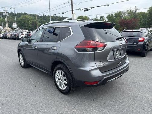 2020 Nissan Rogue SV