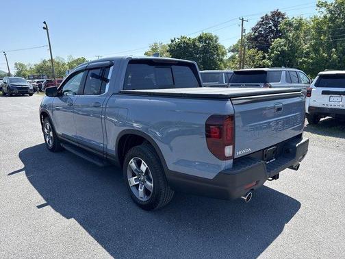 Gray 2024 Honda Ridgeline RTL