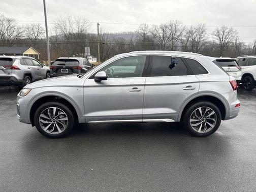 2024 Audi Q5 45 S line quattro Premium