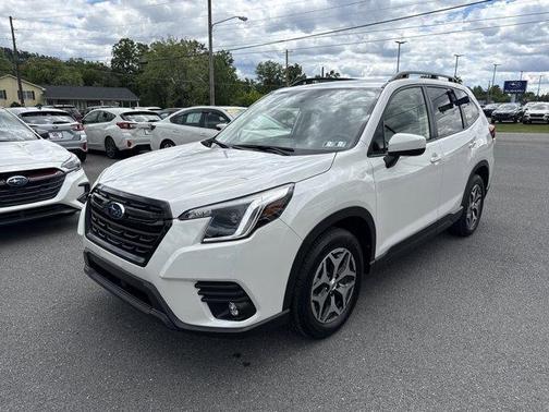Crystal White Pearl 2024 Subaru Forester Premium