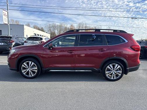2022 Subaru Ascent Limited 8-Passenger