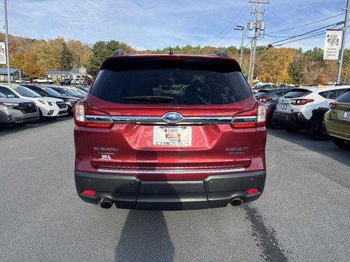 2022 Subaru Ascent Limited 8-Passenger