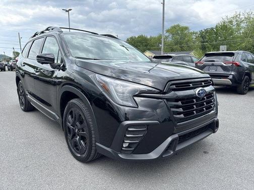 Crystal Black Silica 2023 Subaru Ascent Onyx Edition Limited