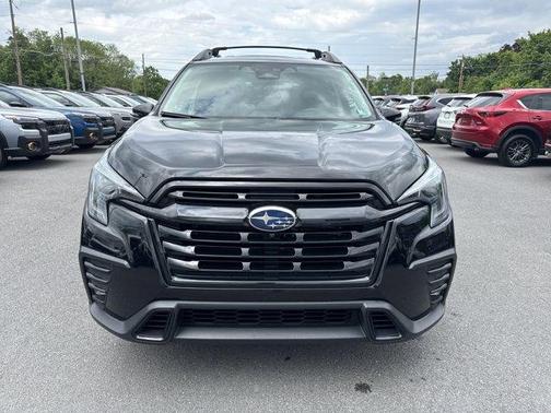 Crystal Black Silica 2023 Subaru Ascent Onyx Edition Limited